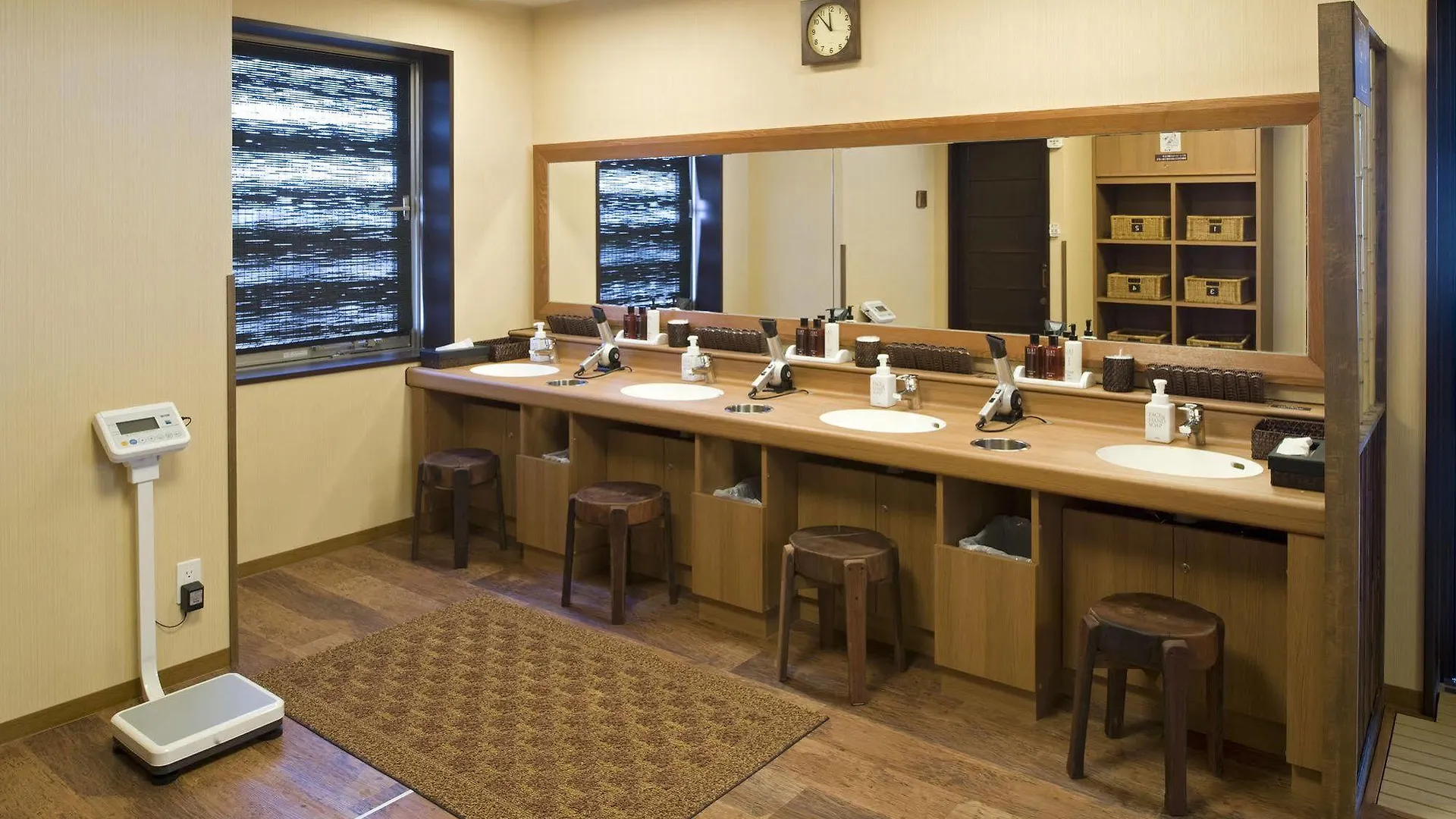 Dormy Inn Aszahikava 3*,  Japán